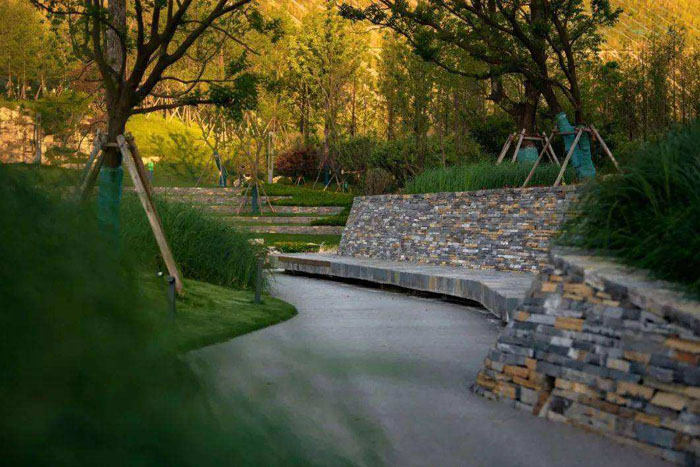 板岩的用途及优点有哪些????
?