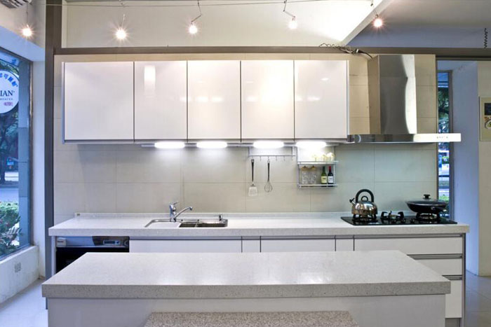 ʯӢʯ̨��Ҫ�����ȼ�����������������