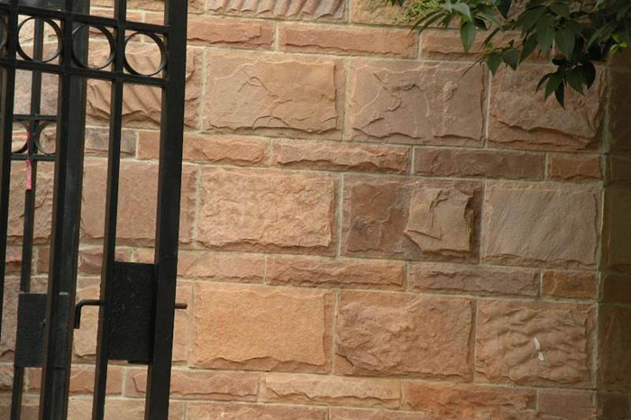 家装黄锈石花岗岩的养护怎样做呢?