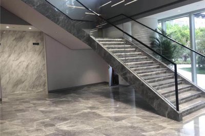 ����ʯ����ĥ�ˤɤ����I���뤫����������