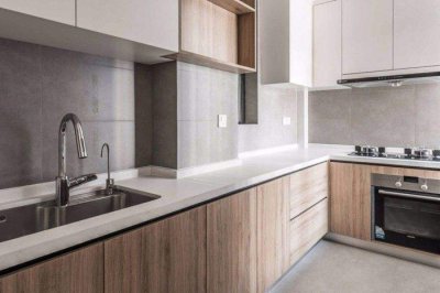 What kind of stone is the best for the stovetop?